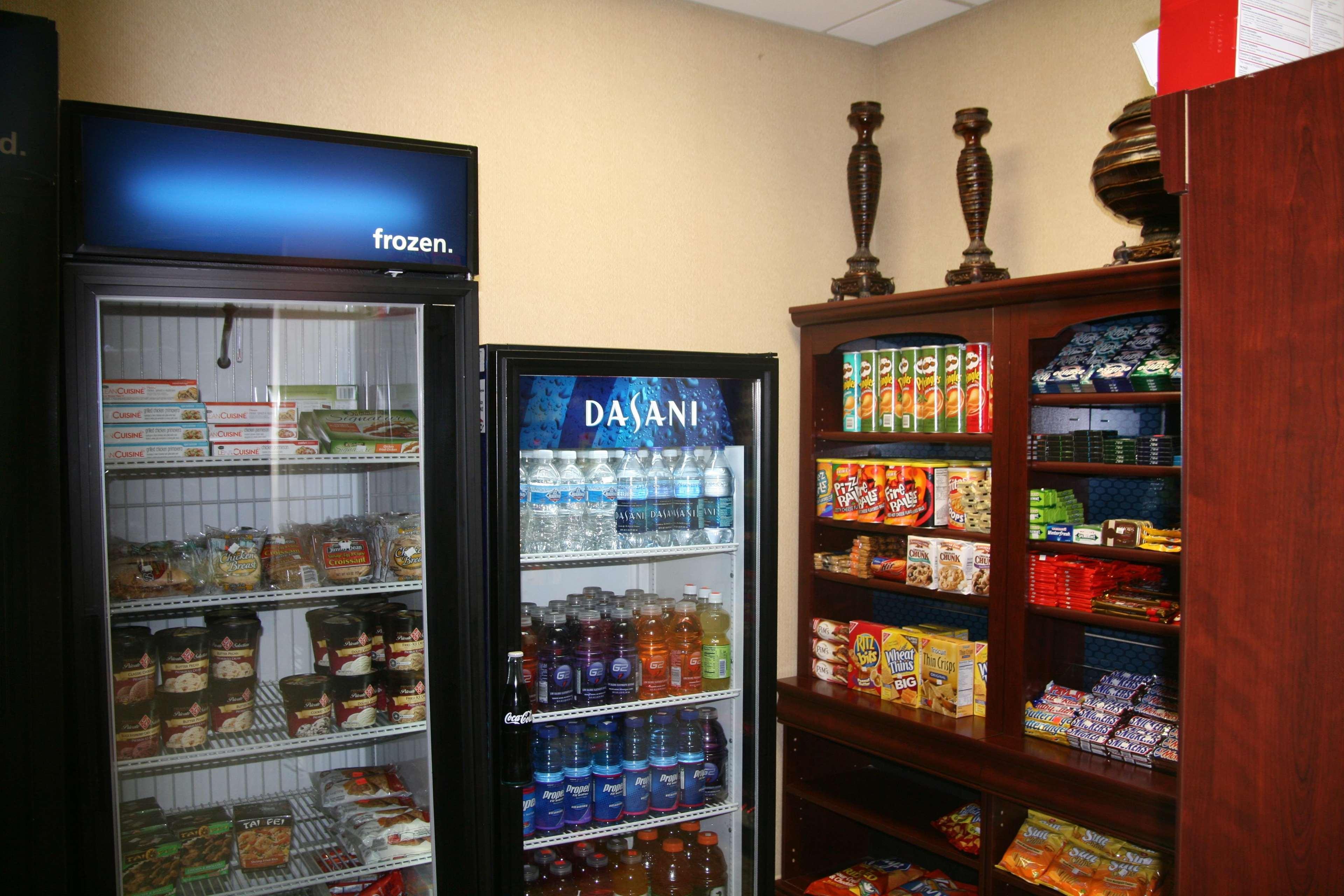 Hampton Inn & Suites Bolingbrook Restaurant photo