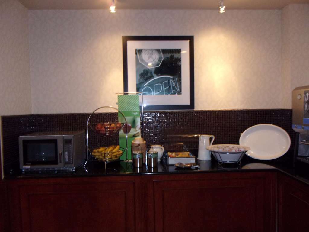 Hampton Inn & Suites Bolingbrook Restaurant photo